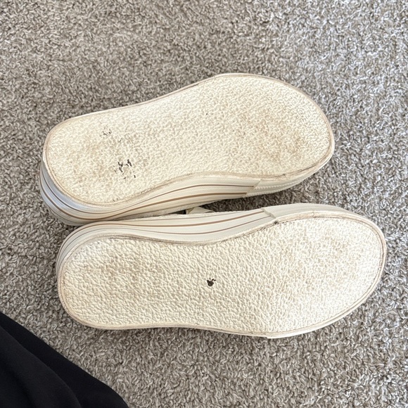 Cream Lace-Up Women's Sneakers - Picture 6 of 6